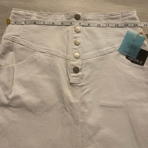 White Skirt - Picture 9 of 10